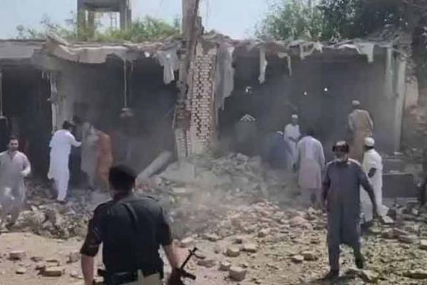 Kohat Suicide Attack Kills 16, Seven Militants Dead