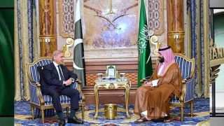 Pakistan Backs Saudi Arabia Against Houthi Attacks