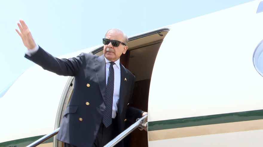 PM Shehbaz Sharif Lands in London for Medical Check-Up Following US Tour