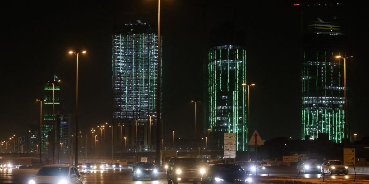 Riyadh Schools Shift to Remote Learning as Houthi Strikes Escalate