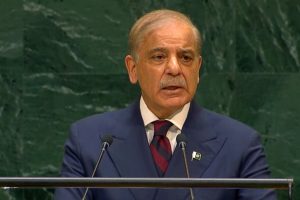 Pakistan's PM Defends Makkah Defence Pact at UN, Warns Against Closing Key Sea Lanes
