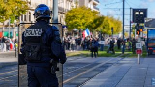 Angers Shopkeepers Prepare to Defend Themselves Ahead of October 24 Protests