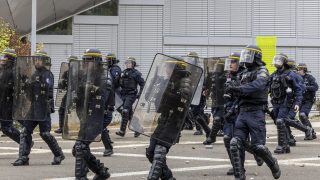 Belfort Police Car Incident During Lycée Protests Triggers Investigation