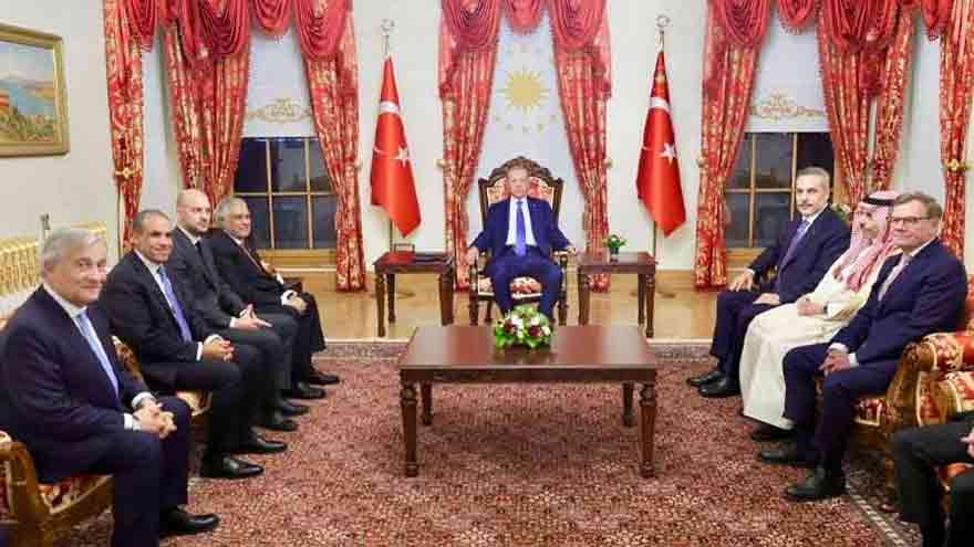Eight Nations Converge in Istanbul, Pressing Diplomacy Over Escalation
