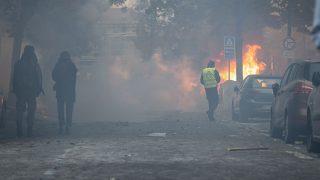Undercover Officers or Agent Provocateurs? Unpacking the 'Police Rioter' Claims in France