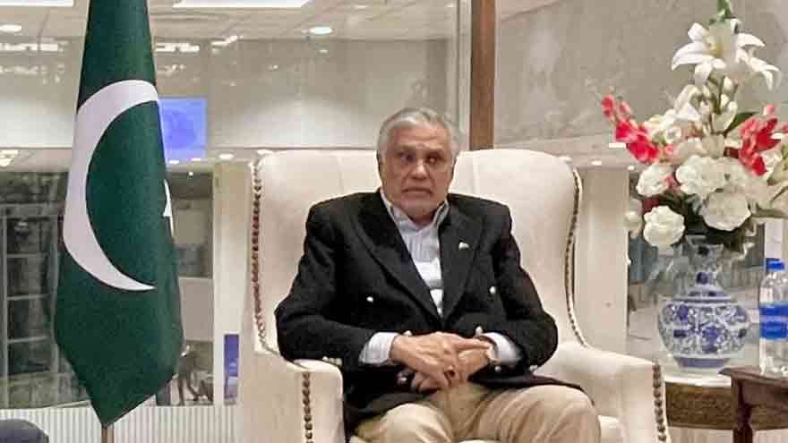 Dar Arrives in Istanbul as Pakistan Joins First-Ever Seven-Nation Diplomatic Format