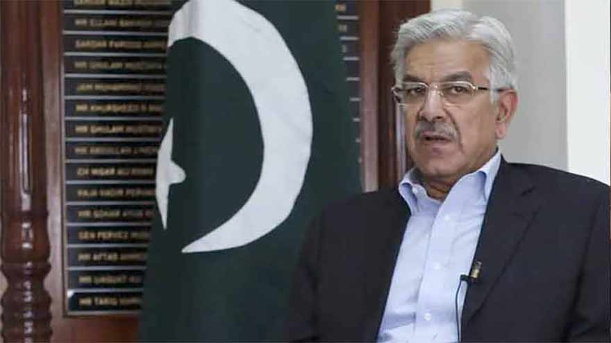 Pakistan Defence Minister Questions Loyalty of Officials Settling Abroad