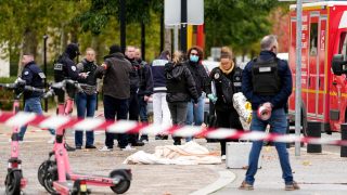 Mayor Says 12-Year-Old Girl Shot in Yvelines Terror Attack Is 'Doing Better'