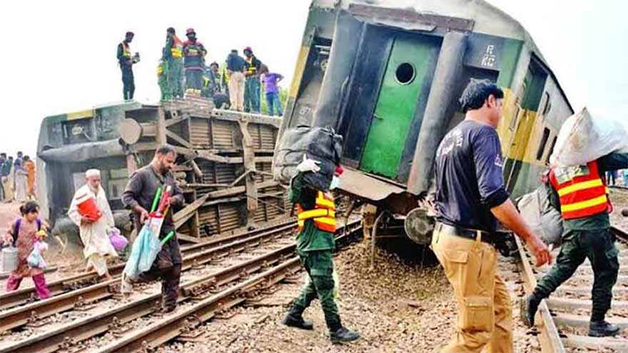 Rehman Baba Express Crash Toll Climbs to Seven as Another Injured Passenger Dies