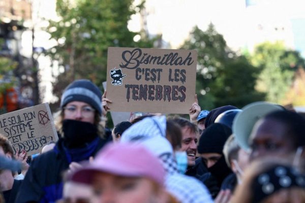 Muslim Activists Target "Bismillah" Protest Slogans in France