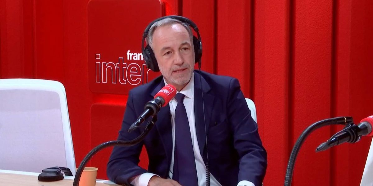 Paris and Marseille Mayors Accuse Government of "Rotting" Social Movement After October 17 Violence