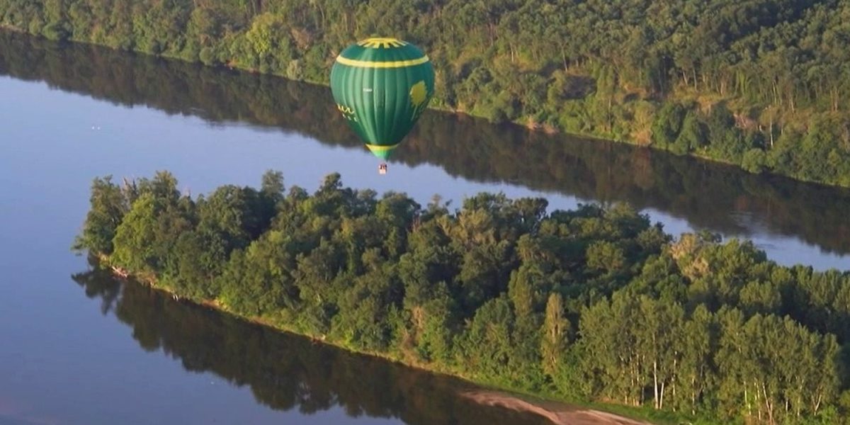 Above the Loire, a Young Aeronaut Chases Records One Balloon at a Time