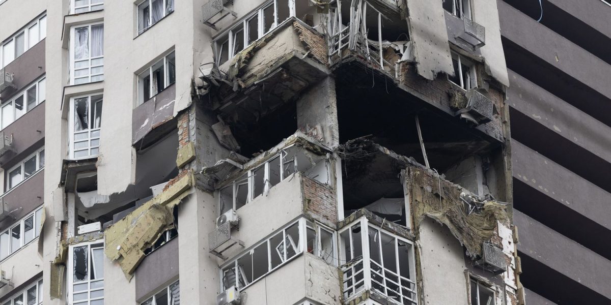 Russian Strikes Batter Ukraine's Energy Grid and Railways, Killing at Least Four