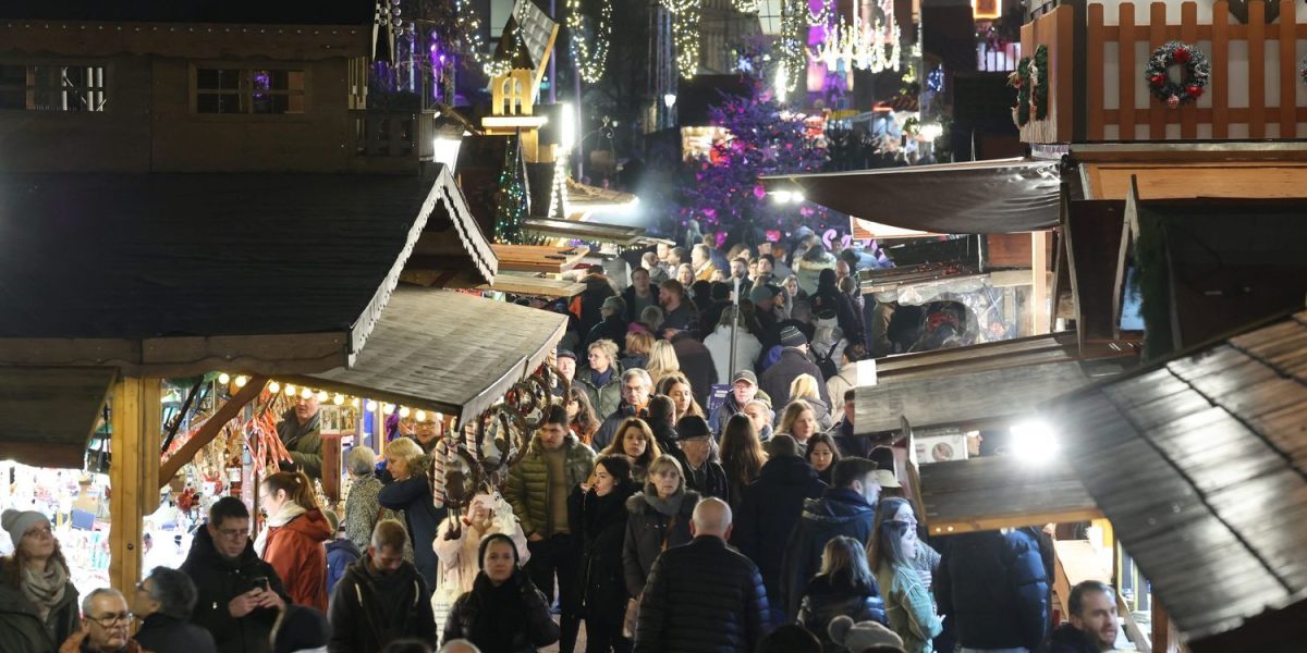 Strasbourg to Deploy Airport-Style Security Scanners at Christmas Market for the First Time