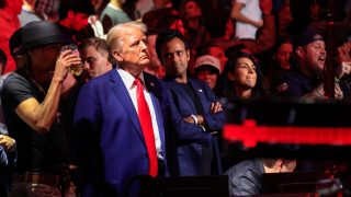 Trump Endorses Ramaswamy's Controversial Ohio Ad Featuring Rival's Mother