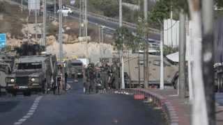 West Bank Shooting Wounds Five as Netanyahu Halts Campaign Before Israeli Elections